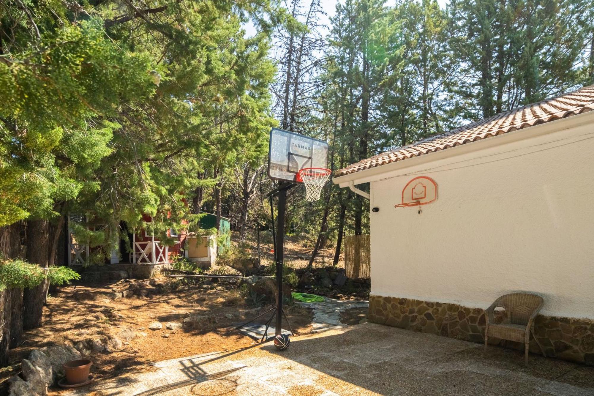 Casa Rural Los Olivos De Robledo De Chavela La Estacion Eksteriør billede