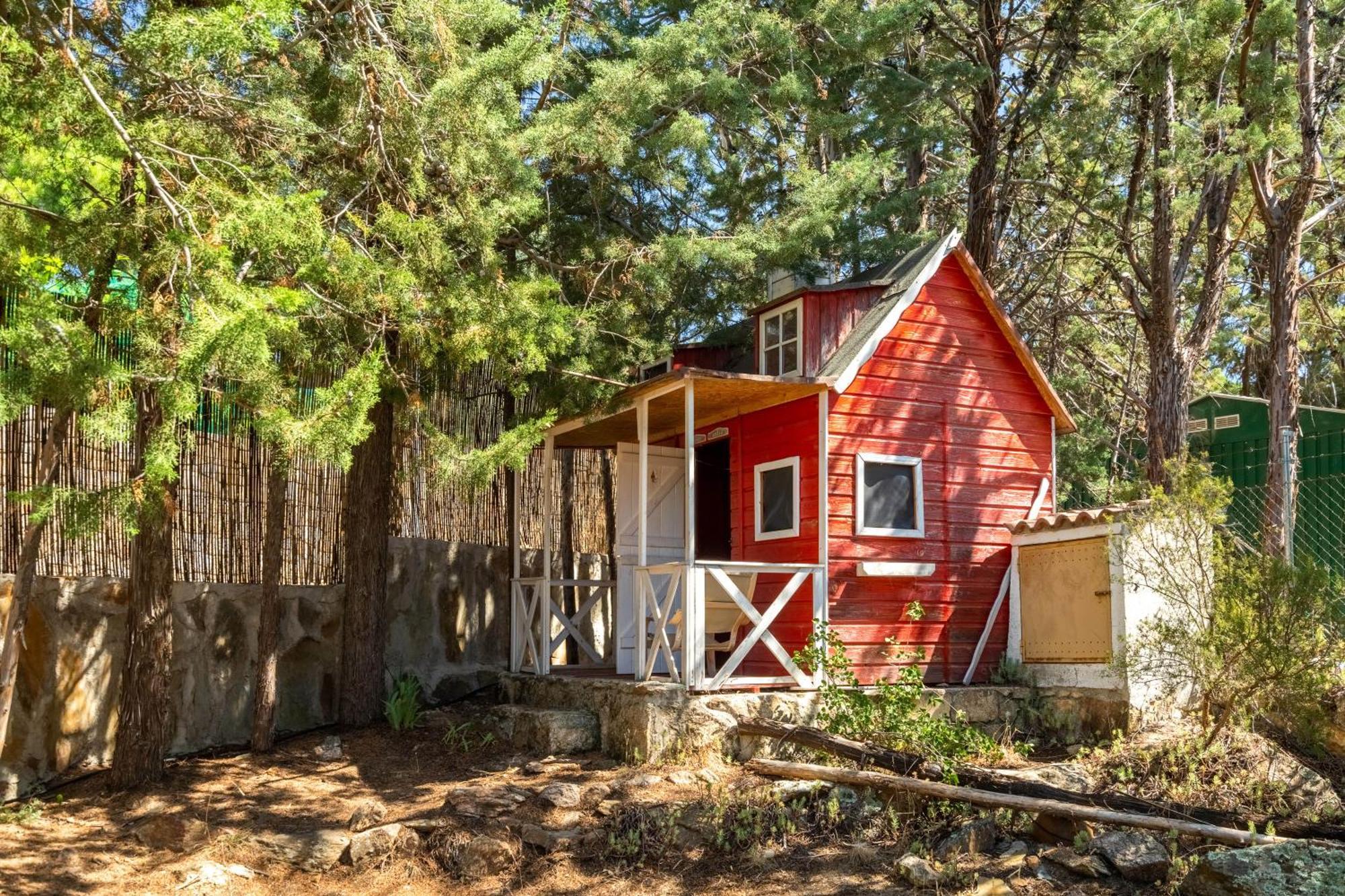 Casa Rural Los Olivos De Robledo De Chavela La Estacion Eksteriør billede